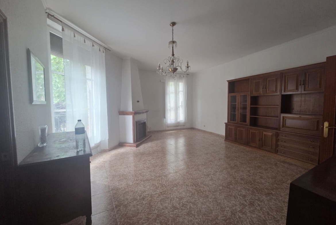 PISO EN VENTA RAJOLER
