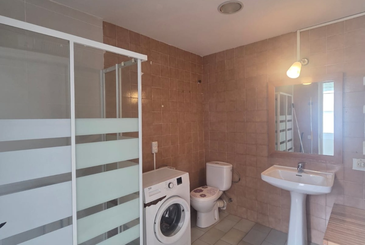PISO EN VENTA EN RAJOLER