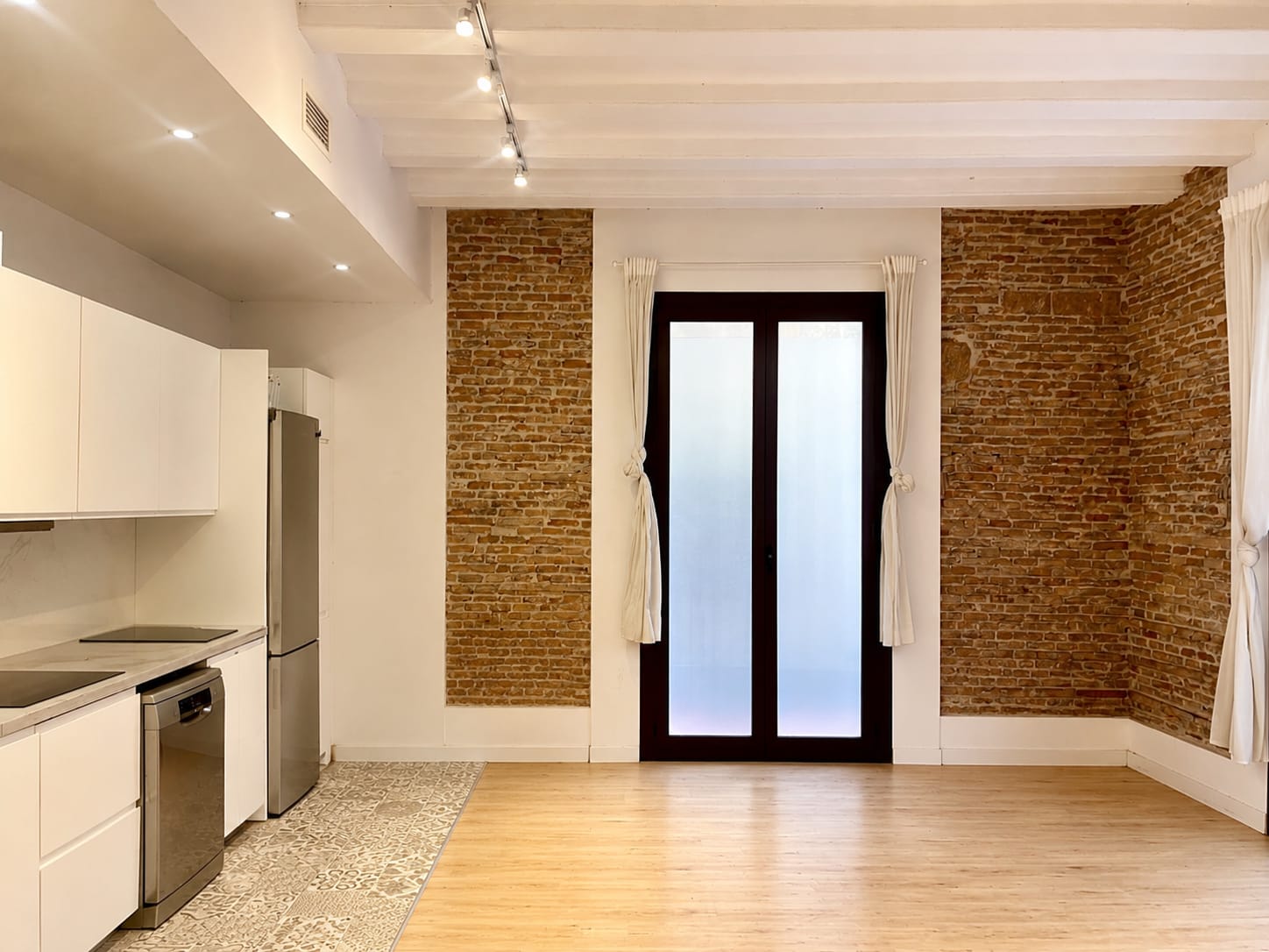 PISO EN VENTA EN CIUTAT VELLA