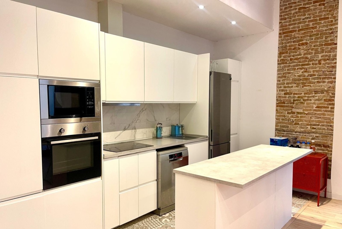 PISO EN VENTA EN CIUTAT VELLA